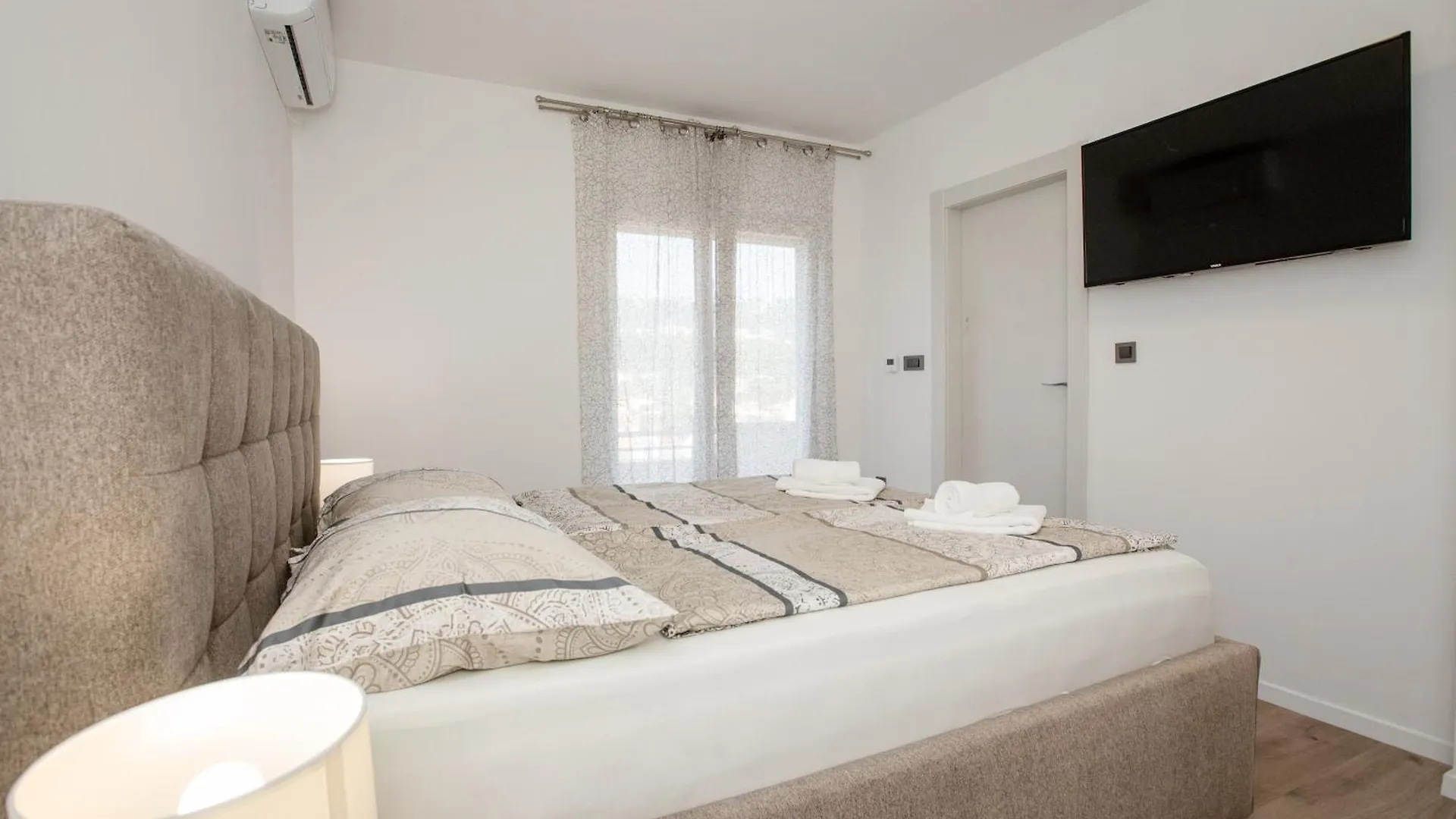 Apartments Bolero Rab Town